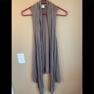 Taupe sleeveless cardigan